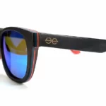 Protection solaire UV400 cat.3 offrant style et sécurité pour toutes vos activités outdoor avec la lunette San Francisco Black