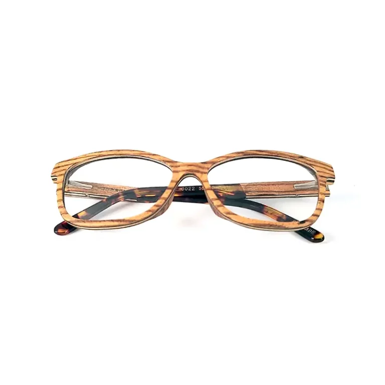 Lunettes Naxos Brown : confortables et légères, idéales pour un look élégant tout en garantissant un port agréable au quotidien.