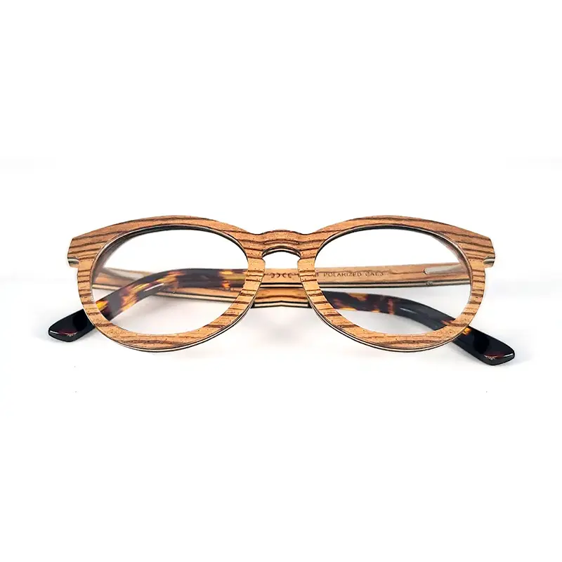 Découvrez les lunettes Eris en Zébrano—élégance et confort. Commandez maintenant et affirmez votre style avec une touche unique !