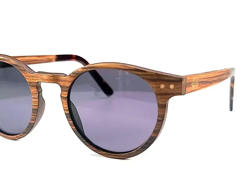 Lunettes de soleil en bois de palissandre de la nouvelle collection Paul Grey 1
