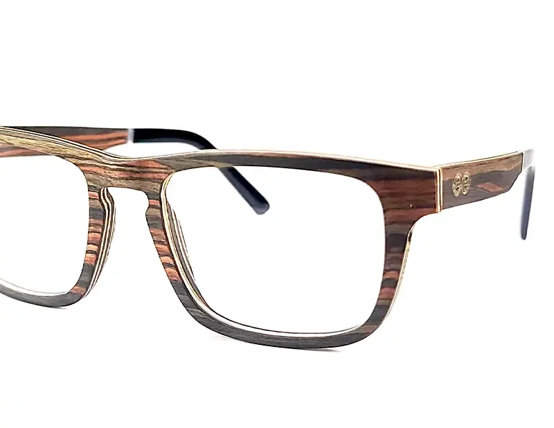 Nos lunettes mixtes Samos sont des modèles classiques et sobres en bois pour un style nature