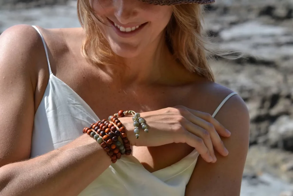 Les tendances actuelles des bijoux en bois sont à découvrir sur notre E-shop My-essenciel