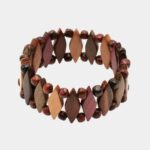 Bracelet artisanal en bois multicolore Sandra avec perles losanges et rondes en palissandre, alliant style et originalité.