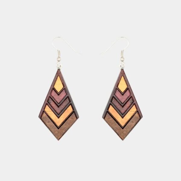 Boucles d’oreilles triangles en bois de marqueterie, essences Amarante, Murier, Néflier et Palissandre.