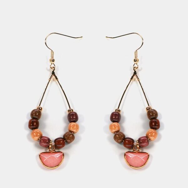 Paire de boucles d'oreilles artisanales en bois d'amarante, mûrier, néflier et palissandre avec quartz rose