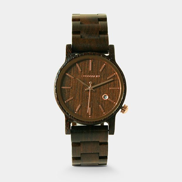 Montre masculine sportive et sobre en bois d'ebene