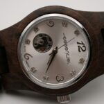 Montre Océane pour femme : style et qualité. Livraison gratuite, garantie 2 ans. Commandez votre montre en édition limitée dès aujourd'hui!