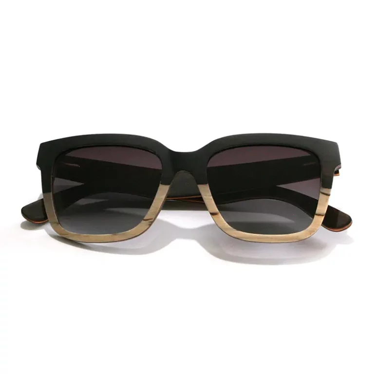 Lunettes de soleil en bois atlantic