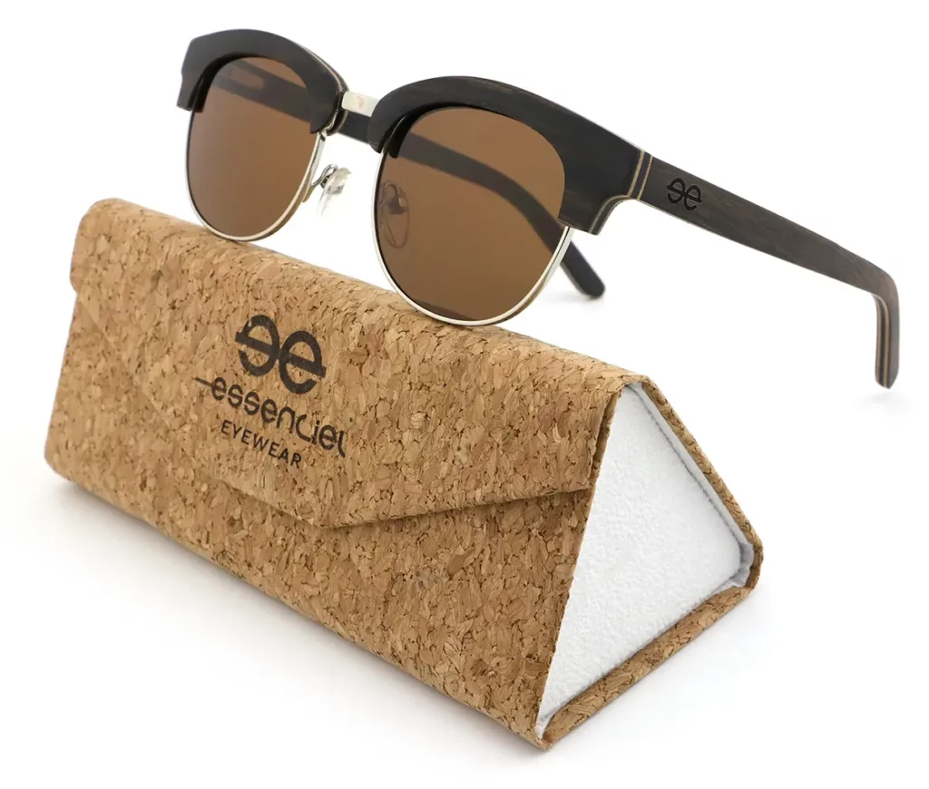 Lunettes en bois solaire CLASSIC 390E BLACK - élégantes, avec une monture ébène et protection UVA 400.