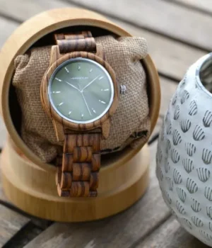 Montre homme bois zébrano vert Matt