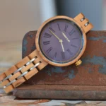 Illustration du mouvement japonais de haute précision intégré dans la montre Katia, garantissant une exactitude sans faille.