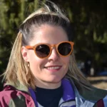 Lunettes de soleil en bois Spector Orange avec monture colorée orange vif, verres polarisés UV400, idéales pour protéger vos yeux avec style et originalité.