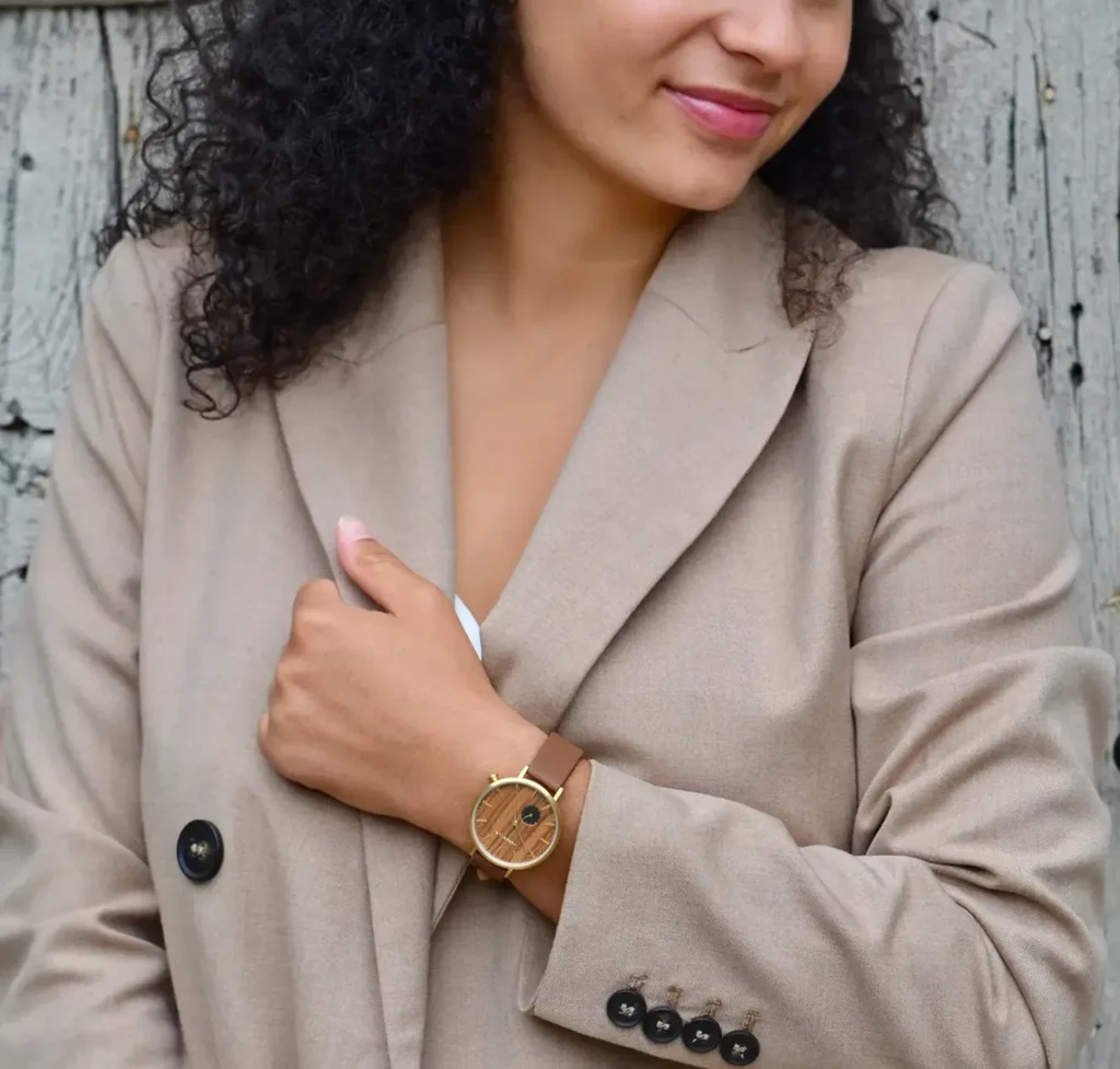 montres en bois Paris pour femme
