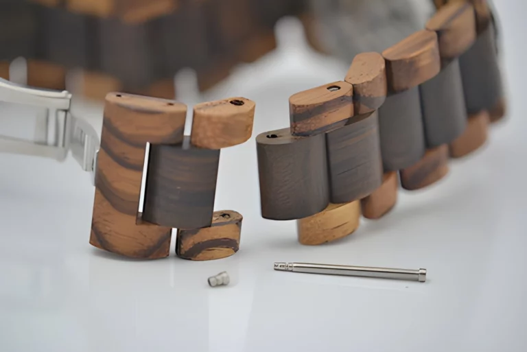 reglage bracelet montre en bois