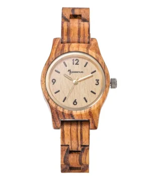 Une vue face de la montre Shine, une pièce artisanale alliant précision suisse et esthétique naturelle.