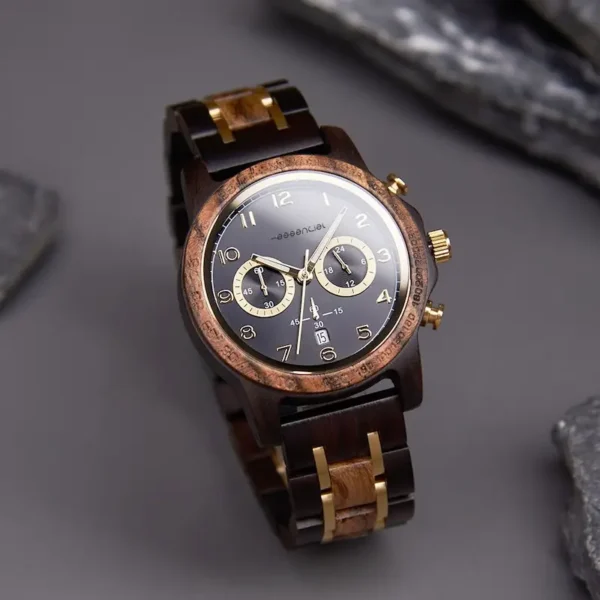 Montre homme en bois Kryos, idéale pour un style élégant et durable alliant artisanat et écologie.