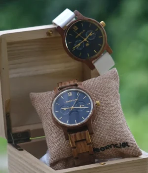 Idée cadeau originale pour homme : montre bois et bracelet blanc dans coffret éthique et design.
