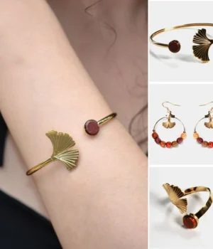 Coffret bijoux Ginkgo doré prêt à offrir, livré dans un écrin élégant avec une carte personnalisable.