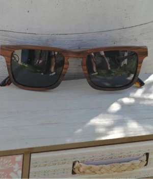 Alternative view of Lunettes en bois La-Brown-087XP