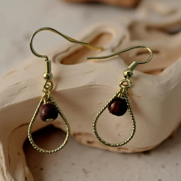 Boucles d'oreilles perle amarante et goutte doré Maelle