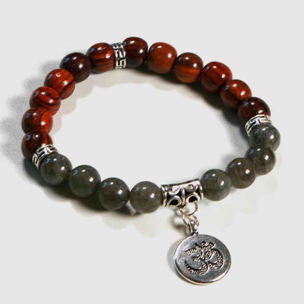 Bracelet méditation bois et labradorite Caro – Image 3